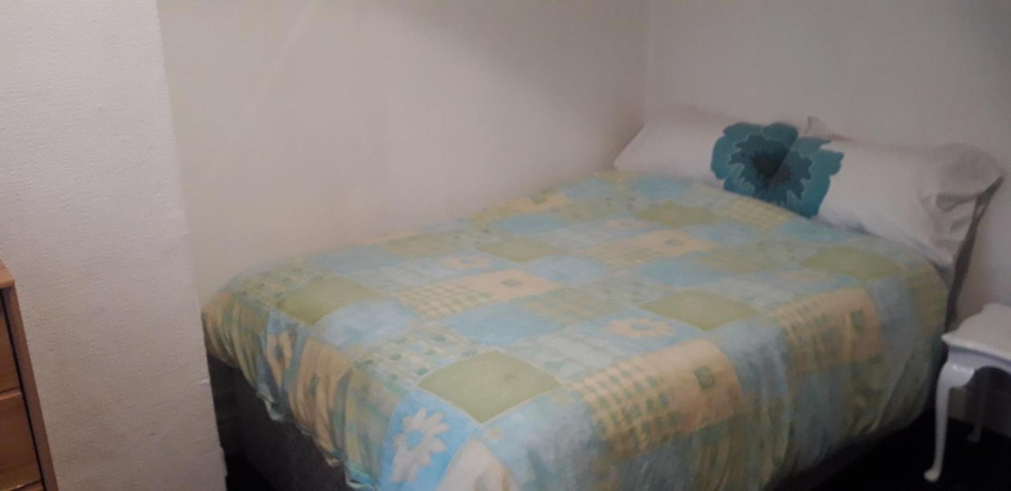 Spectrum Guest House Манчестер Екстер'єр фото